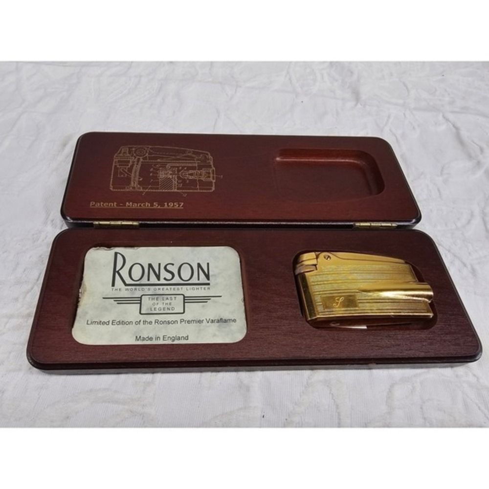 Ronson Premier Varaflame Limited Edition‎ No.  666 Gold Tone Lighter Wooden Case